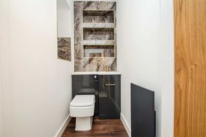 Photo 25- click for photo gallery